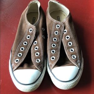 Brown Converse All Star, size 7